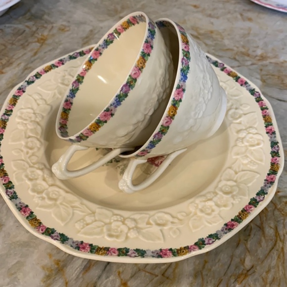 1930’s Vintage Rare Crown Ducal 2  4” Cups & 1  9” Plate